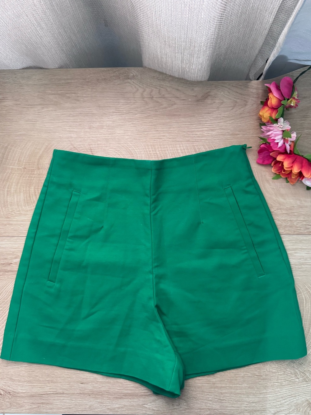 Zara High-Waist Shorts-Small